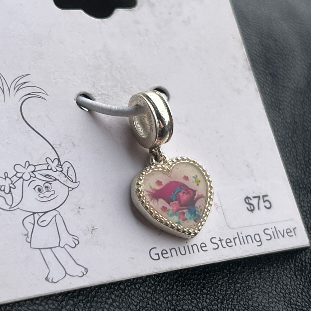 Dreamworks pandora charm Trolls poppy branch
925 Silver Heart Charm pendant blue